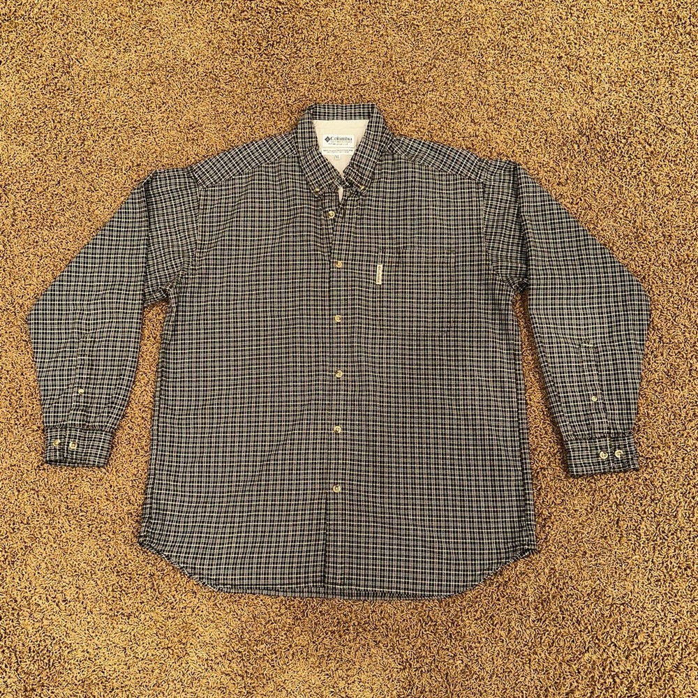 Columbia Xl plaid button up shirt